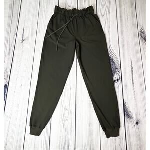 Lululemon Women's Size 6 Green Joggers 27" Inseam Athletic Pants